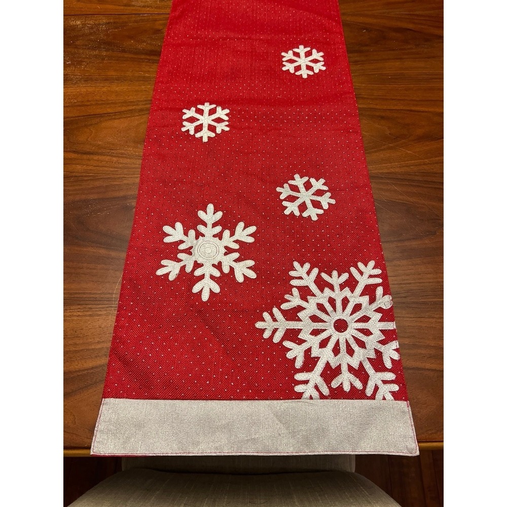 Christmas table runner